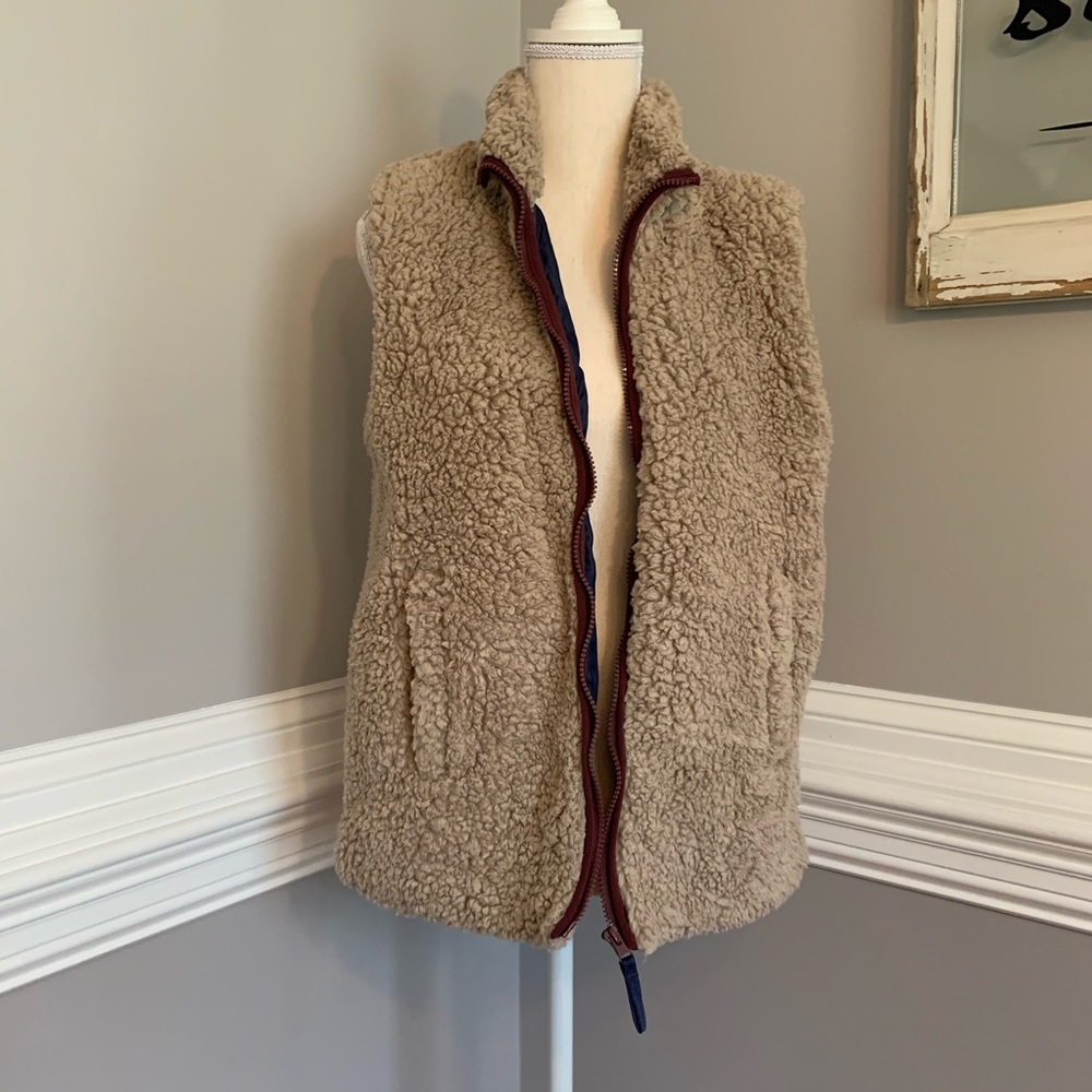 Arizona Jean Co Faux Fur Vest Sz L NWT